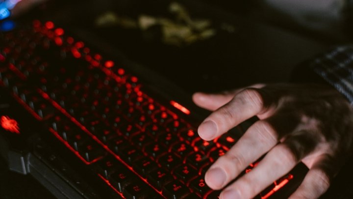 trash talk etiquette dos and donts online smack talk featured 720x405