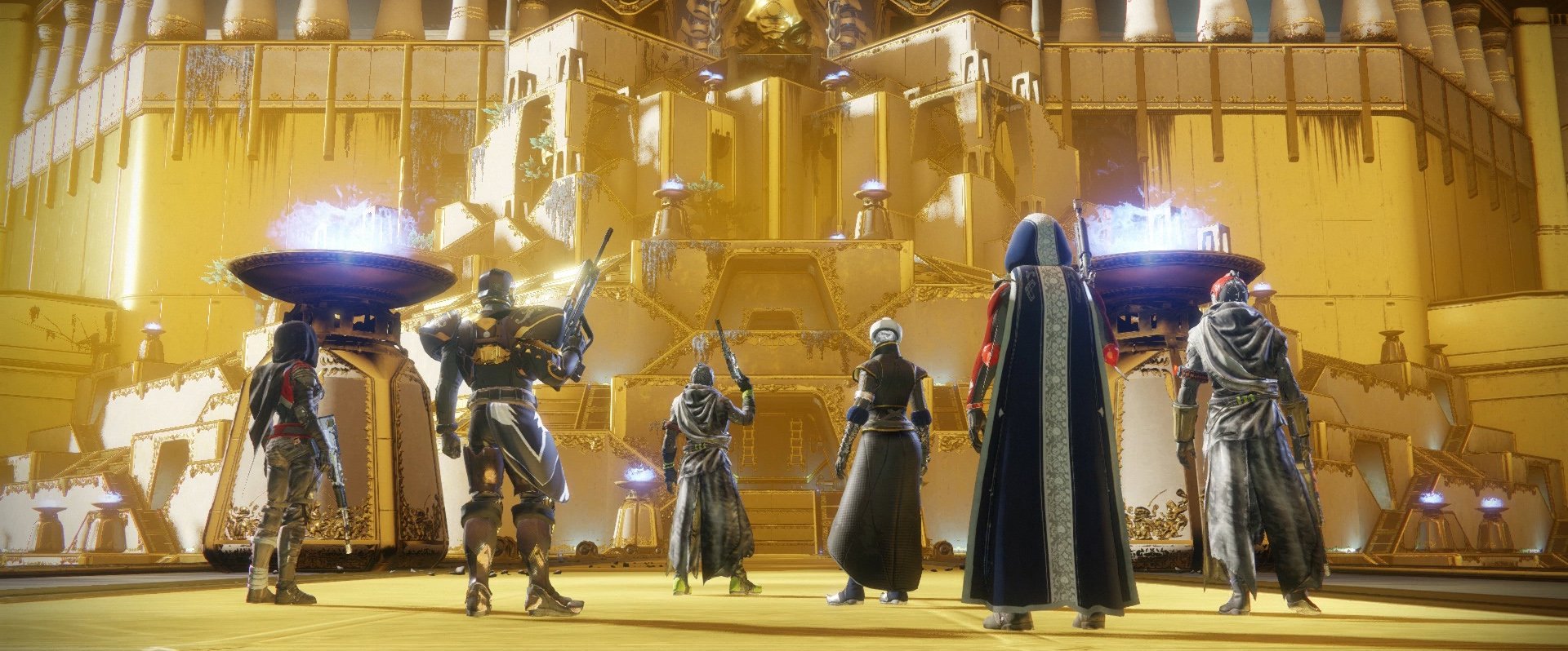 The raid is setup in a single-time Adventure, a great side quest, but that's where it ends. Grimoire cards would have closed the gap and brought the two instances closer.