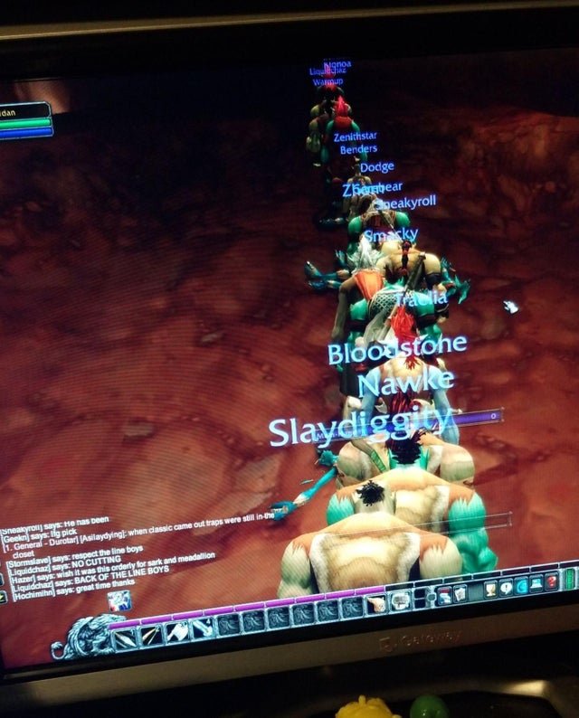 WoW Classic players are forming queue lines.